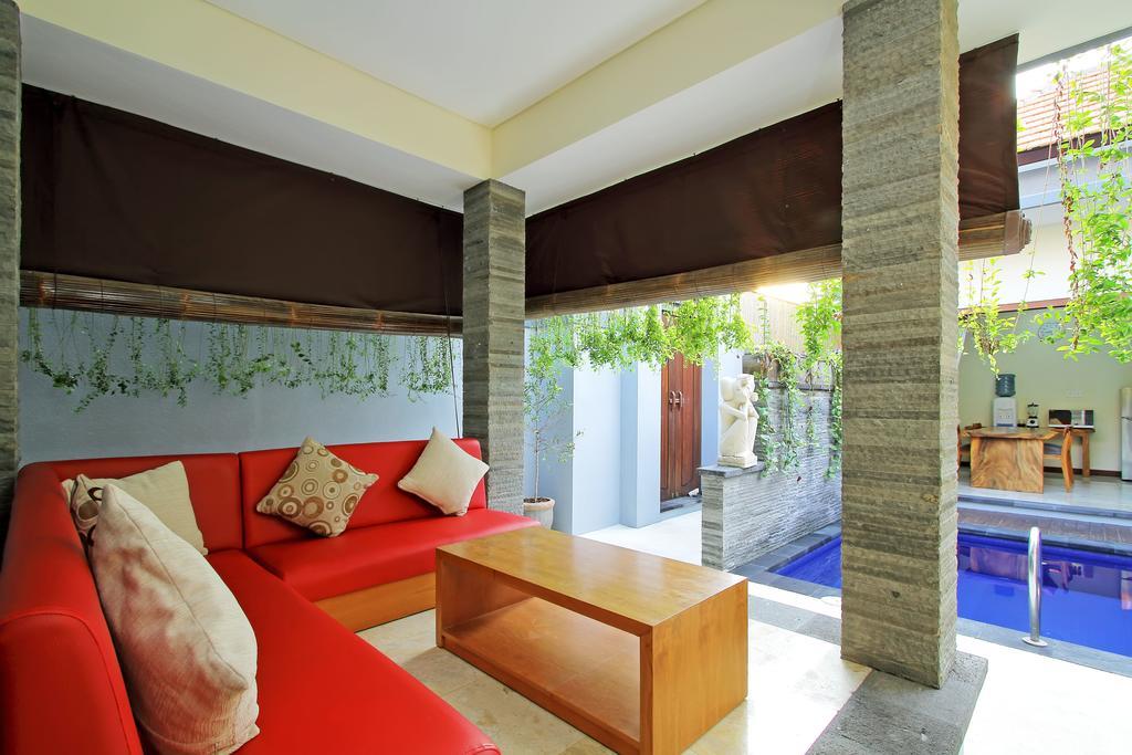 Seminyak Villa Room photo