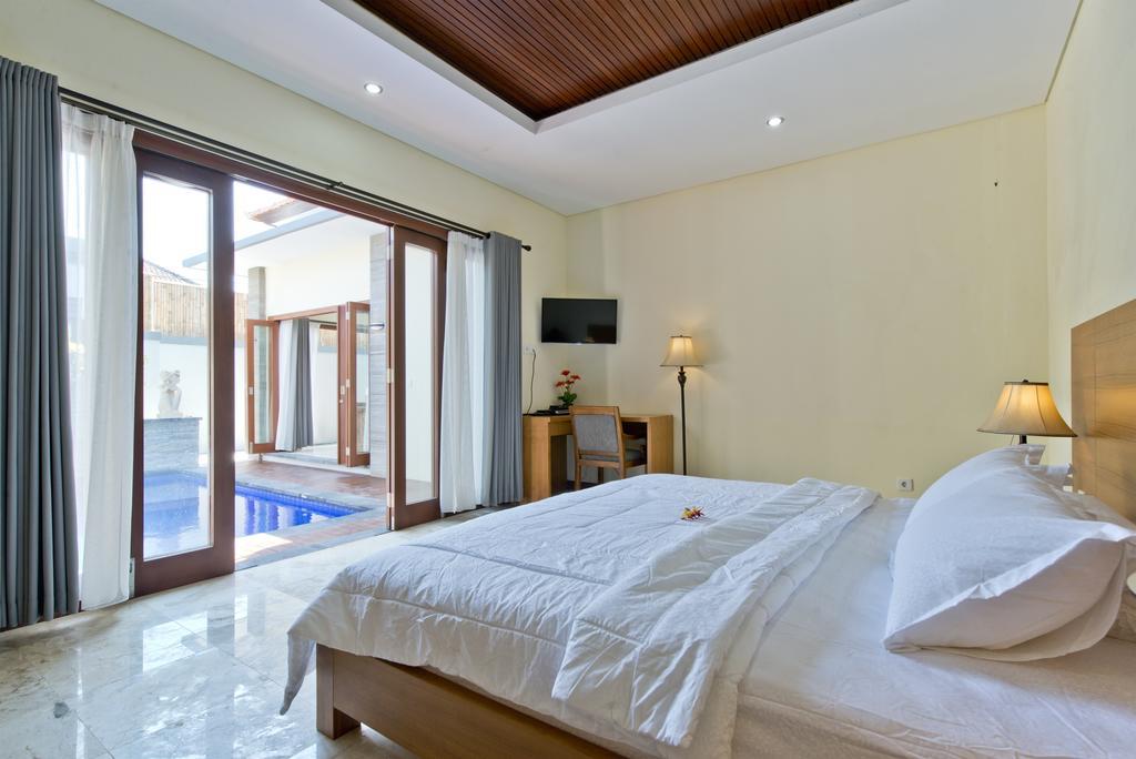 Seminyak Villa Room photo
